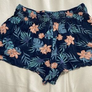 Lotus and Luna Kona shorts